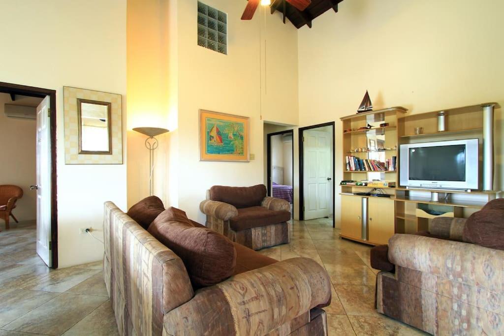 Sungold House Barbados Villa Сейнт Питър Екстериор снимка